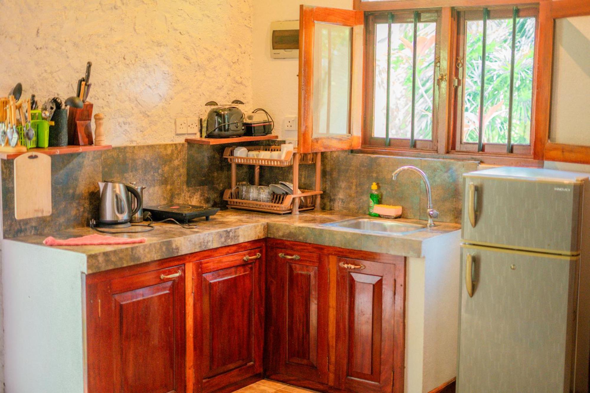 Villa Lanka Relax Хиккадува Экстерьер фото