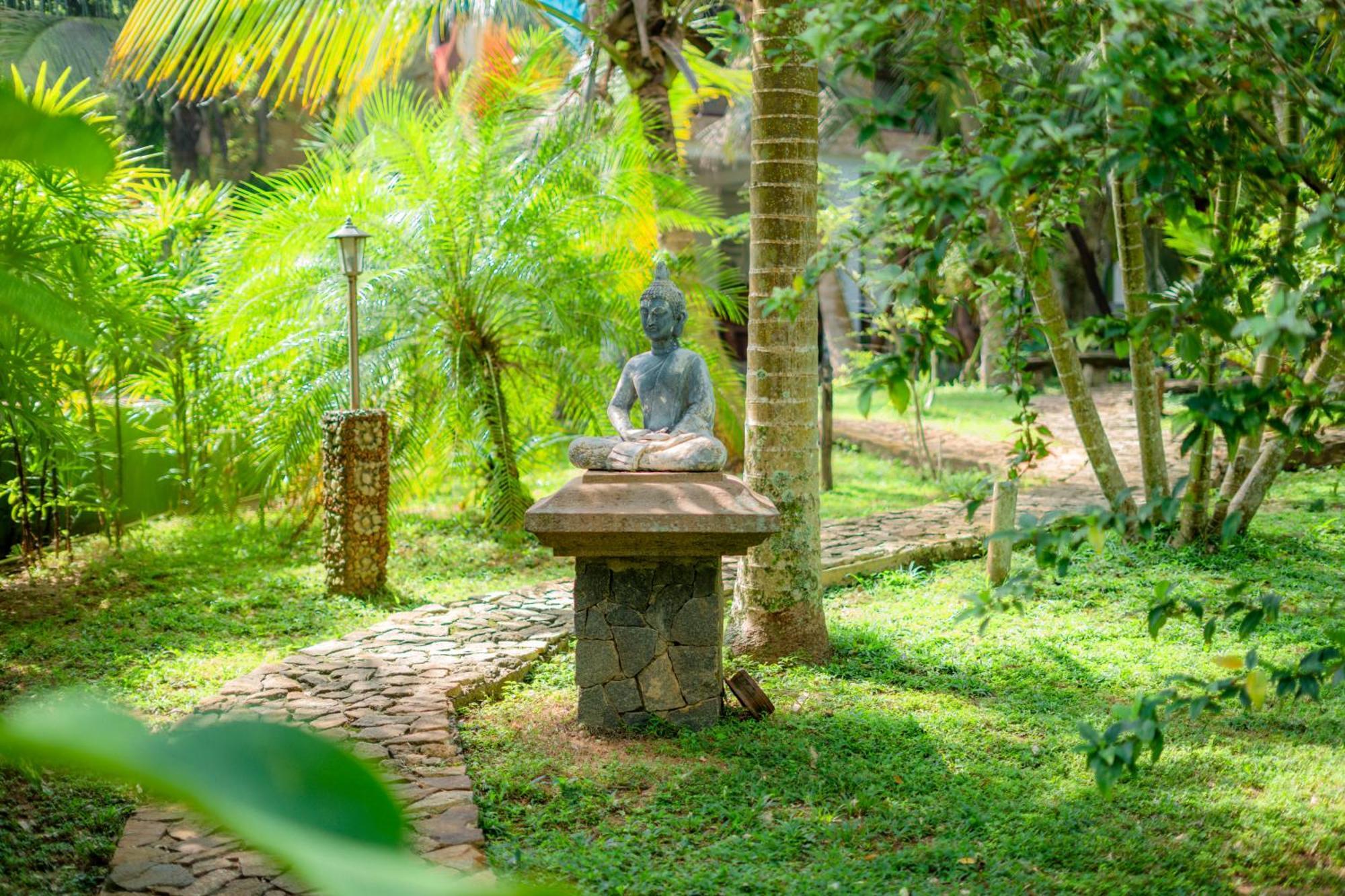 Villa Lanka Relax Хиккадува Экстерьер фото
