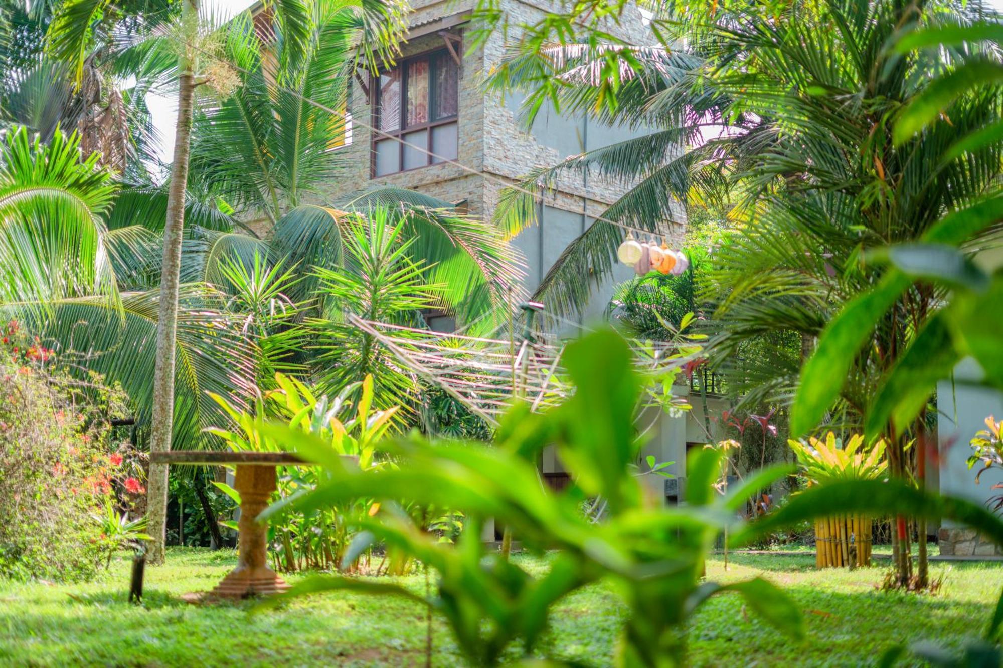 Villa Lanka Relax Хиккадува Экстерьер фото