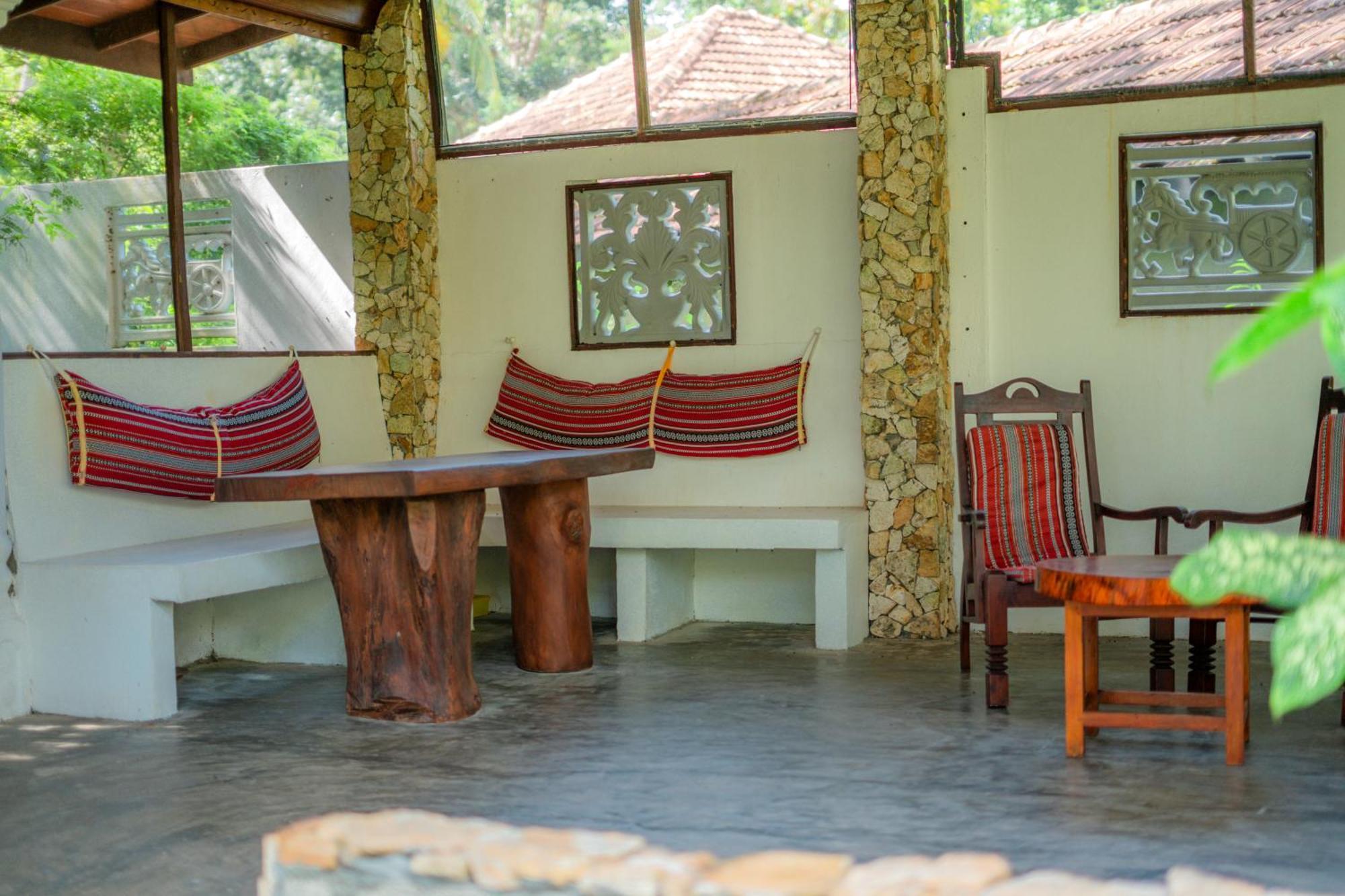 Villa Lanka Relax Хиккадува Экстерьер фото