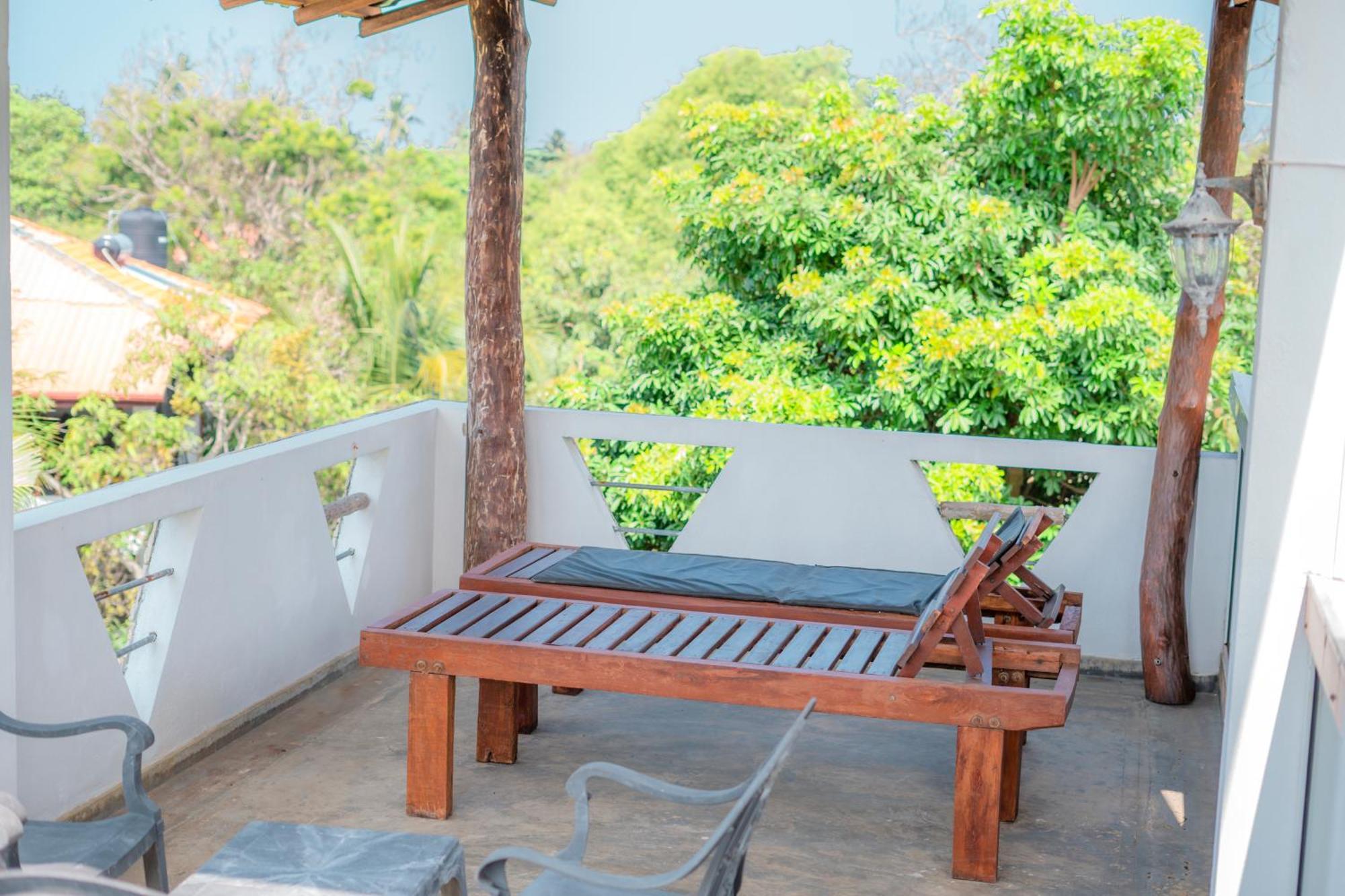 Villa Lanka Relax Хиккадува Экстерьер фото