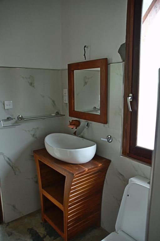 Villa Lanka Relax Хиккадува Экстерьер фото